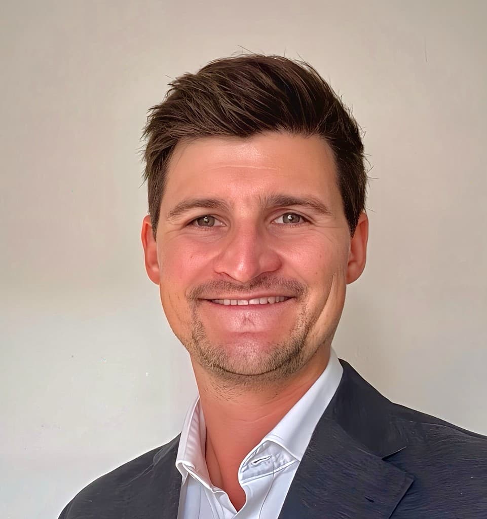 Jörn Bergmeier, Founder & Principal Advisor